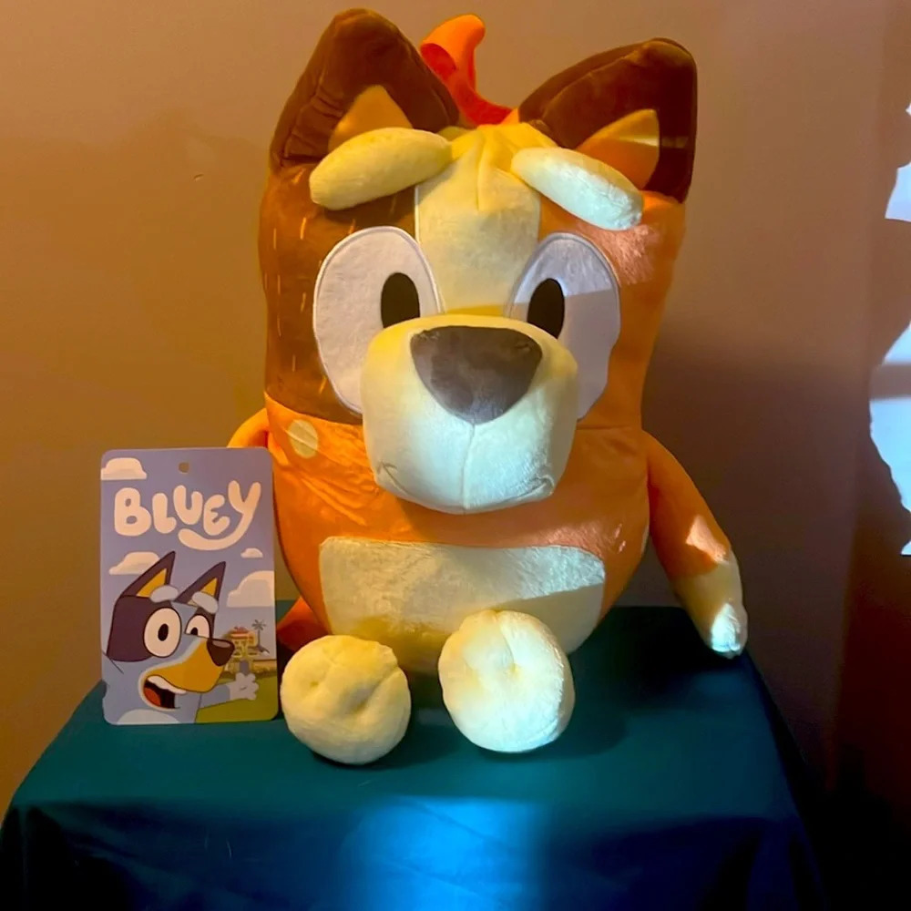 Bluey plush backpack NWT